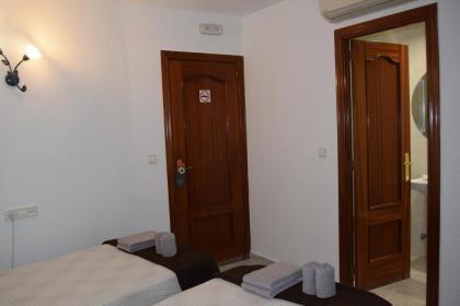 Hostal Rofer - image 20