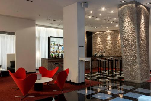 Hilton Madrid Airport - image 3