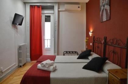 Hostal Aresol - image 6