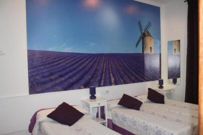 Hostal Comercial - image 1