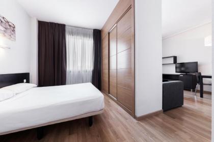 Compostela Suites - image 9