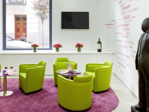 Ibis Styles Madrid Prado - image 6