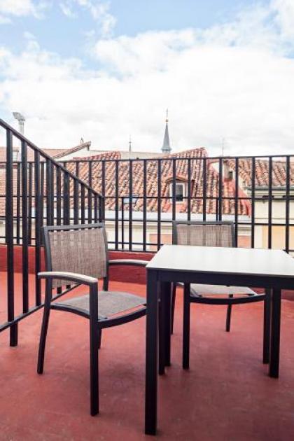 Hostal Inter Plaza Mayor - image 8