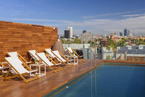 Melia Madrid Serrano - image 5