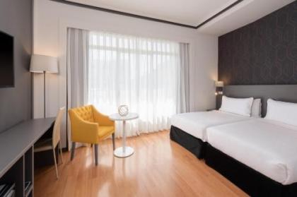 Hotel Madrid Plaza de Espana managed by Melia - image 16