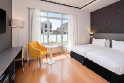 Hotel Madrid Plaza de Espana managed by Melia - image 17