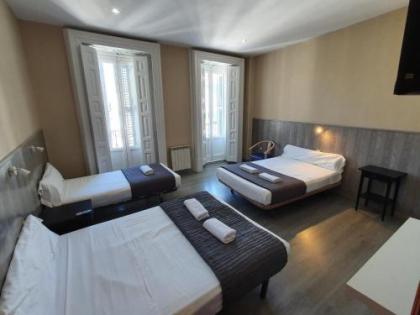 CH Plaza D'Ort Rooms Madrid - image 17