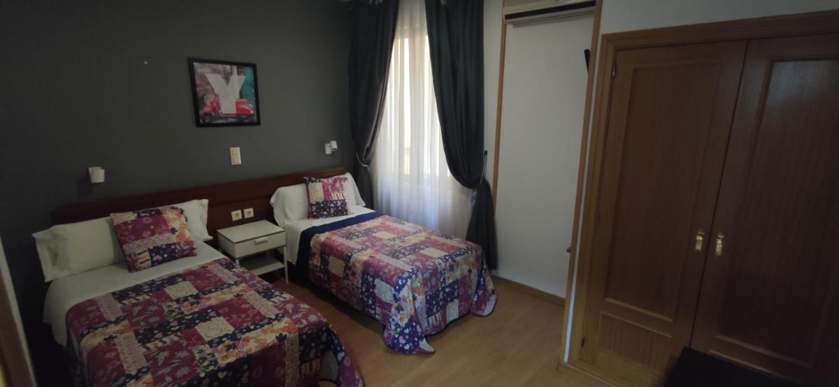 Hostal Felipe V - image 6