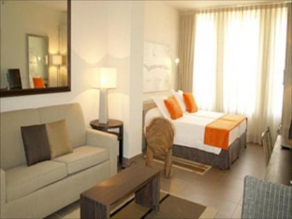 Eco Alcala Suites - image 1