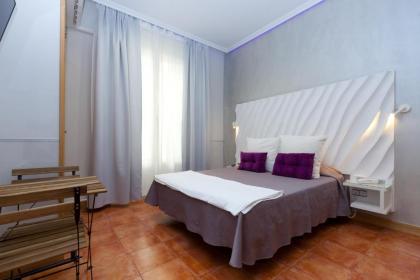 Hostal Las Fuentes - image 15