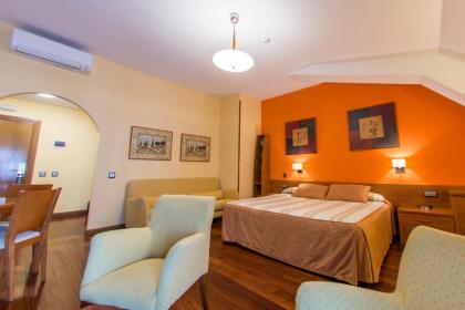 Hotel Los 5 Pinos - image 9