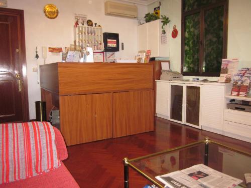 Hostal Esmeralda - image 7