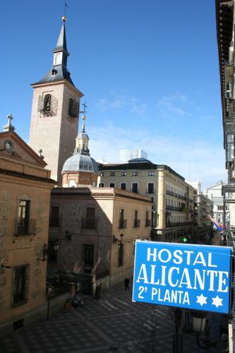 Hostal Alicante - main image