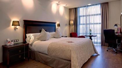 Crowne Plaza Madrid Airport - image 5