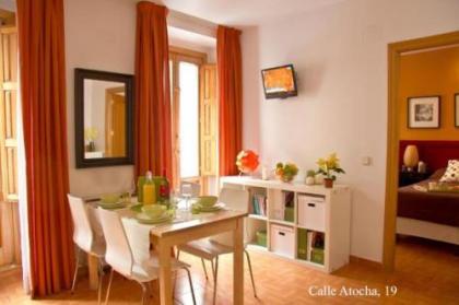 Apartamentos Madrid - image 1