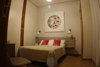 Hostal Santa Cruz - image 15