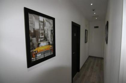 Hostal MH Fuencarral - image 14