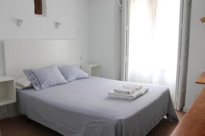 Hostal La Zona - image 1