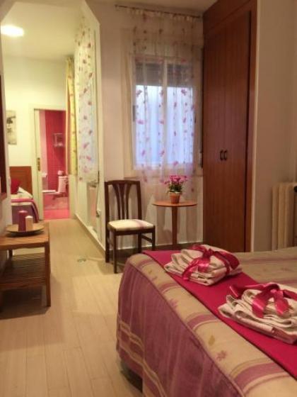 Hostal Aliste - image 1