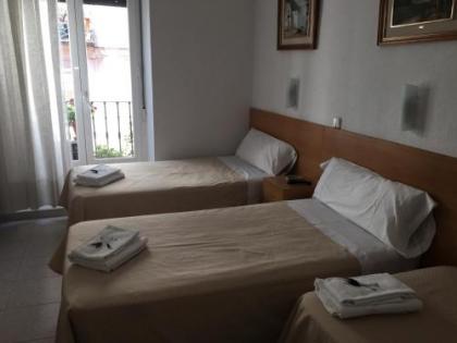 Hostal R. Lido - image 10