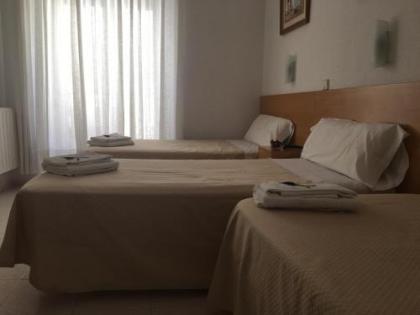 Hostal R. Lido - image 13