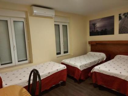 Hostal Moncloa - image 17