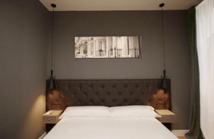 Woohoo Rooms Chueca - image 16