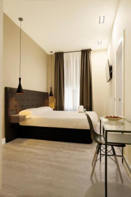 Woohoo Rooms Chueca - image 2