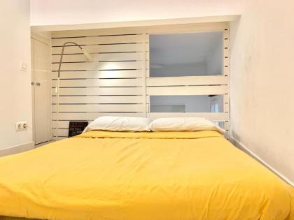 Apartamentos Puerta del Sol-Rastro - image 11