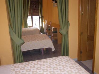 Hostal Residencia Fernandez - image 5