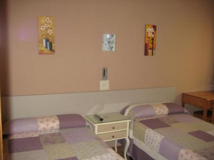 Hostal La Selecta - image 17