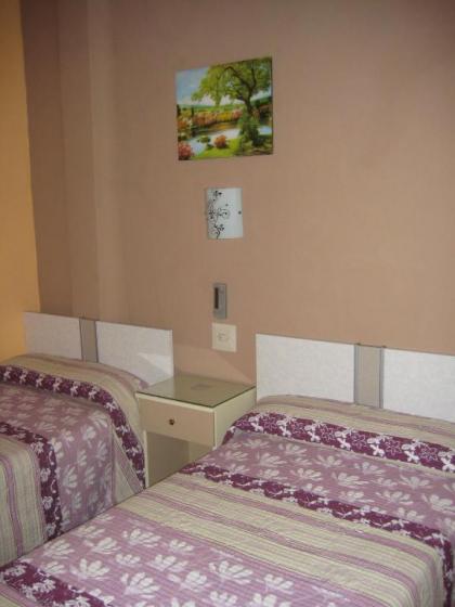 Hostal La Selecta - image 18