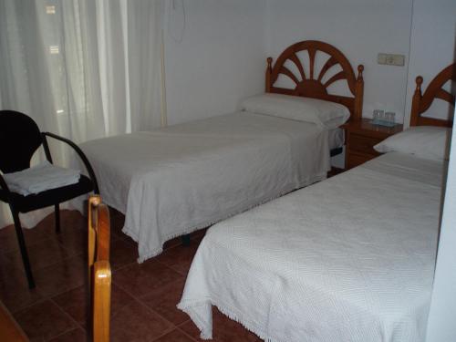 Hostal Castilla - image 3