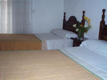 Hostal Castilla - image 8