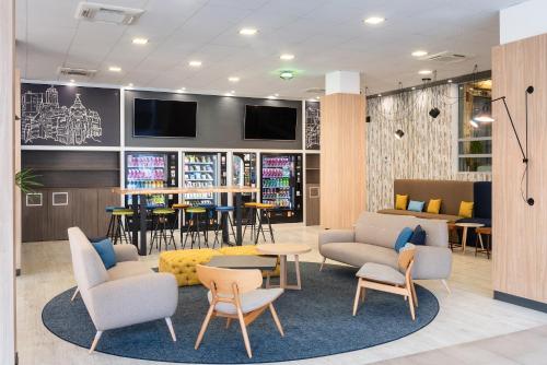 Madrid Airport Suites Affiliated by Meliá - image 3