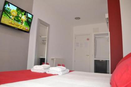 Hostal Madrid Sol - image 16