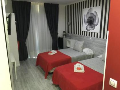 Hostal Madrid Sol - image 6