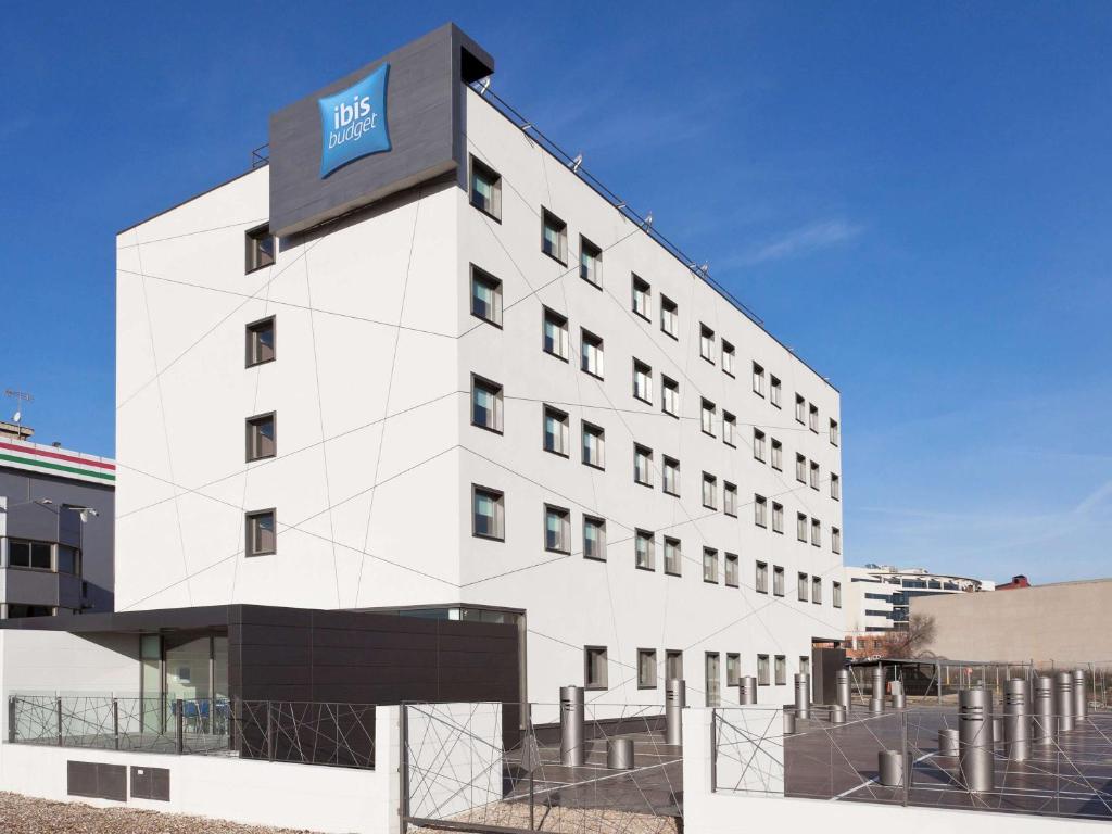 Ibis Budget Madrid Vallecas - main image