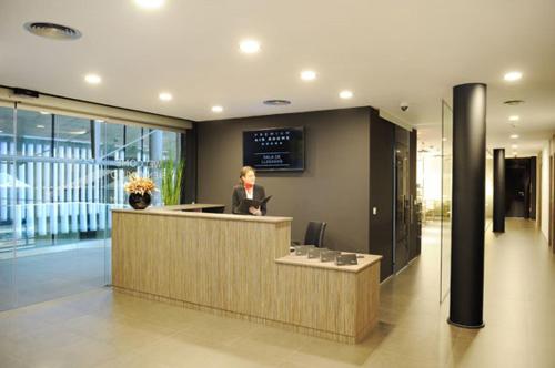 Air Rooms Madrid Airport By Premium Traveller - image 2