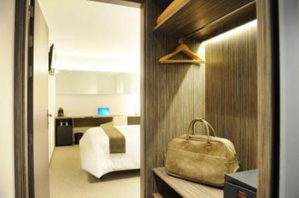 Air Rooms Madrid Airport By Premium Traveller - image 7