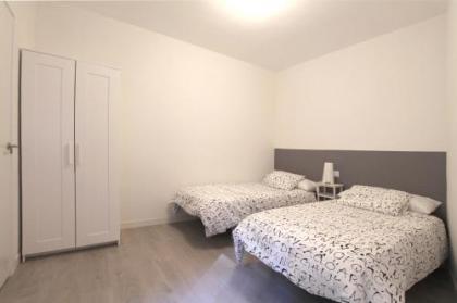 Apartamentos Dali Madrid - image 18