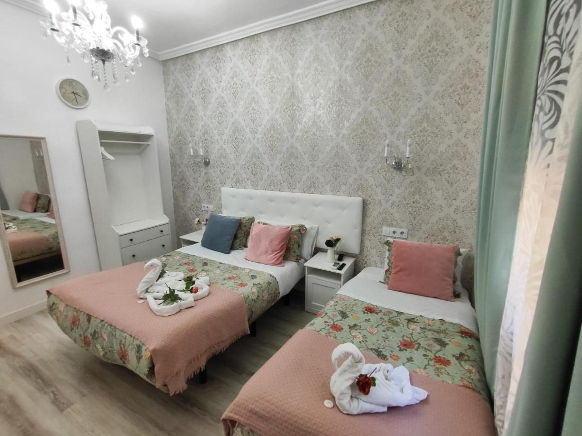 Hostal Milan - image 4