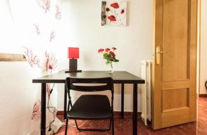 Apartamentos El Rastro - image 5