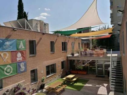 Scout Madrid Hostel - image 1