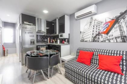 Chueca Apartment - image 1