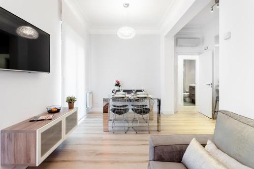 Jose Abascal Apartment by Flatsweethome - image 2