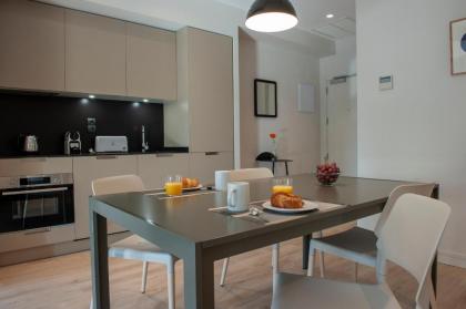 MH Apartments Central Madrid - image 19