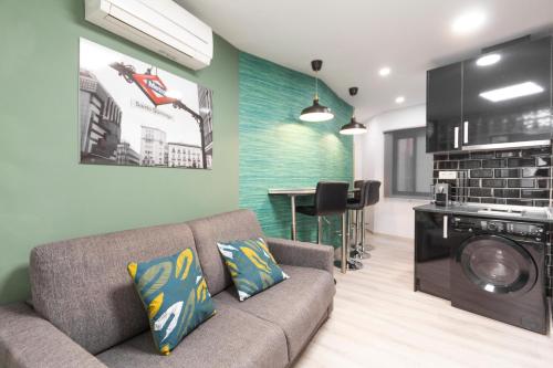 Callao Apartment - image 2