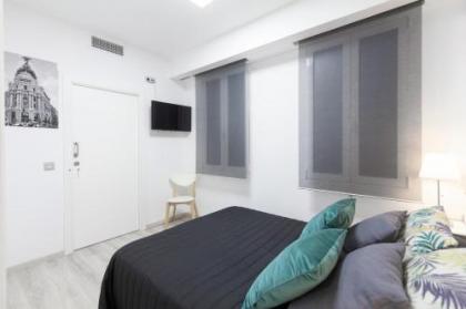 Prado Apartment - image 16