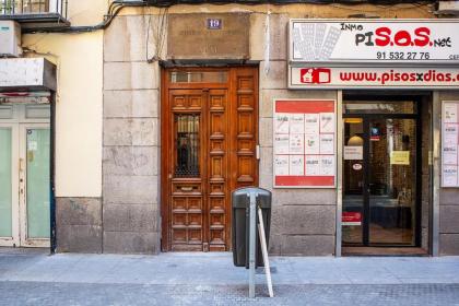 Modern 2Bed in heart of Chueca Madrid City Center - image 6